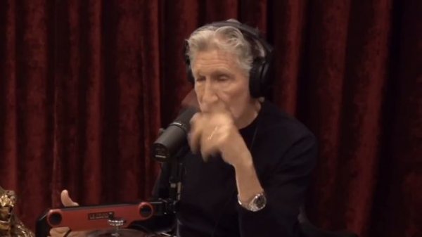 Roger Waters on Russia-Ukraine War! │Joe Rogan & Roger Waters Episode #1878