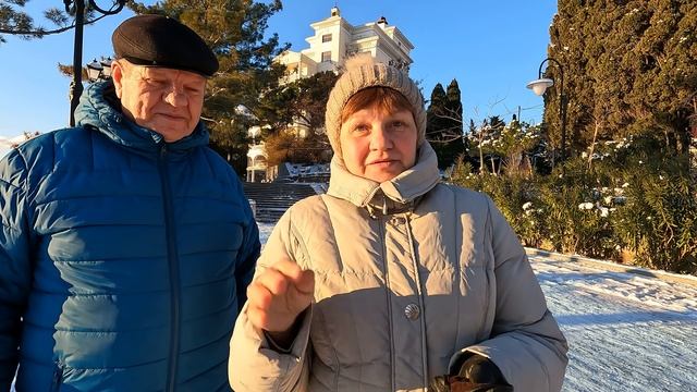 КРЫМ - люди в СЛЕЗАХ от радости. Самый МОРОЗНЫЙ день в ЯЛТЕ. Город ЗАМЕЛО СНЕГОМ. Показываю ПРАВДУ. смотреть онлайн