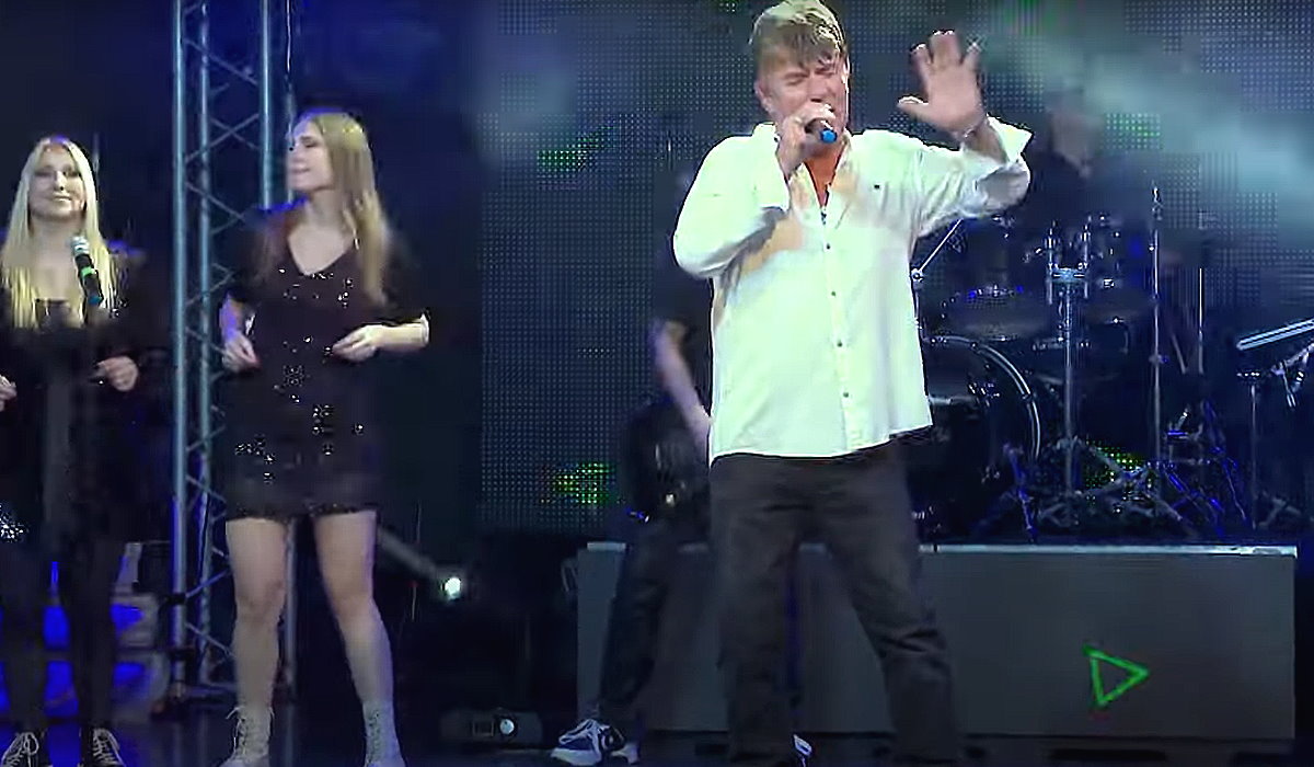 Очередной Шедевр, Как и Ожидалось! Слушаем! смотреть онлайн