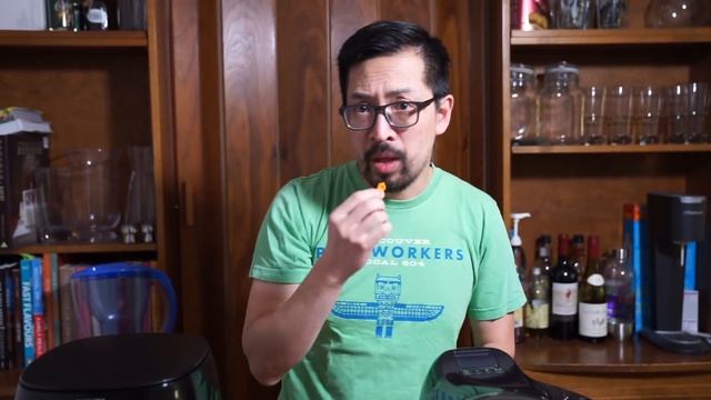 PHILIPS AIRFRYER vs T-FAL ACTIFRY - Yam Fries Showdown смотреть онлайн