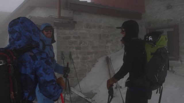 TGR's Guide to Skiing With Greek Gods - The Bucket List смотреть онлайн