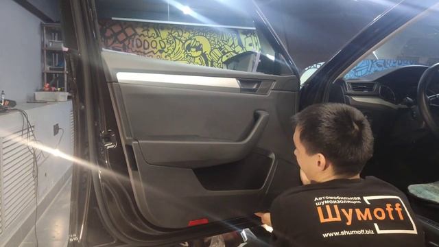 Skoda Superb 2020 Снимаем дверные карты. Как снять дверные обивки? Как снять дверные обшивки?