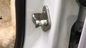 УСТРАНЯЕМ СКРИП И ТРЕСК ДВЕРЕЙ ЛАДА ГРАНТА ,КАЛИНА