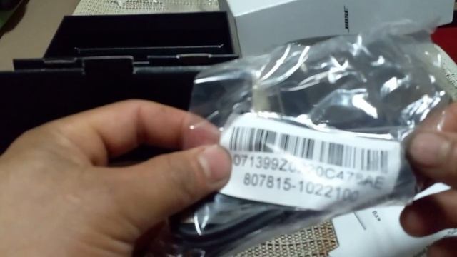 Unboxing Bose Soundlink Color 2 смотреть онлайн