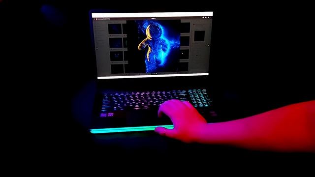 Gratyfixation testuje Mystic light w serii GE | MSI Stars смотреть онлайн