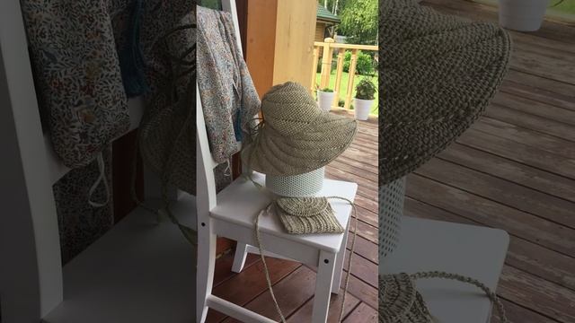 Шляпа из рафии смотреть онлайн