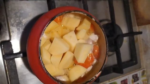 Куриная грудка,по Болгарски с Овощами в Горшочке
