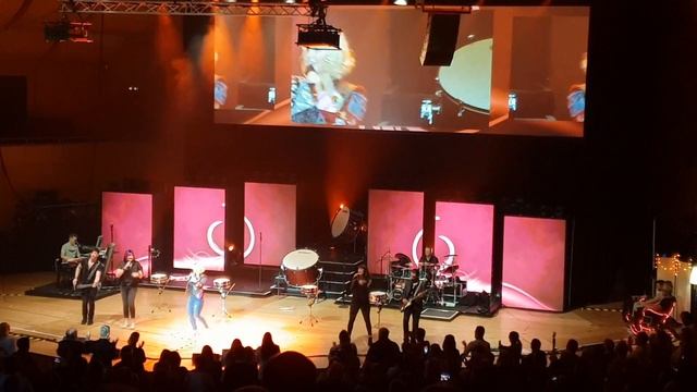 Beatrice Egli | Trommel Show / Irgendwann Live смотреть онлайн