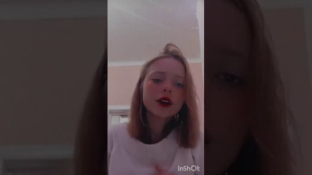 Изгиб гитары жёлтой смотреть онлайн