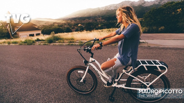 Mauro Picotto - The Whistle смотреть онлайн