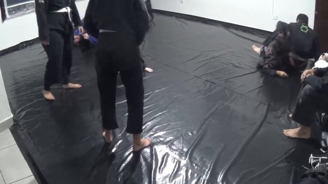05.08.2021 3º Round sparring Jiu-jitsu FLOW MAH02072 смотреть онлайн