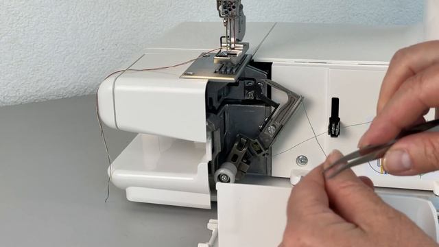 Распошивальная машина Janome Cover Pro 1000 CPX | ОБЗОР от Sewclub.ru смотреть онлайн