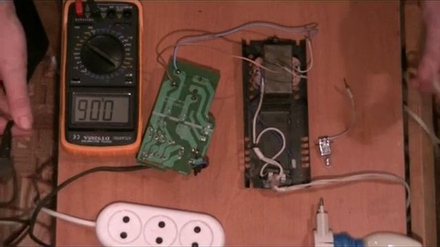 как сделать инвертор на 220 вольт без пайки и радиодеталей смотреть онлайн