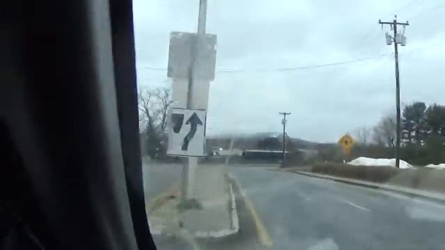 a drive by video of the csx geo test train @ pittsfield ma 3-22-19 смотреть онлайн