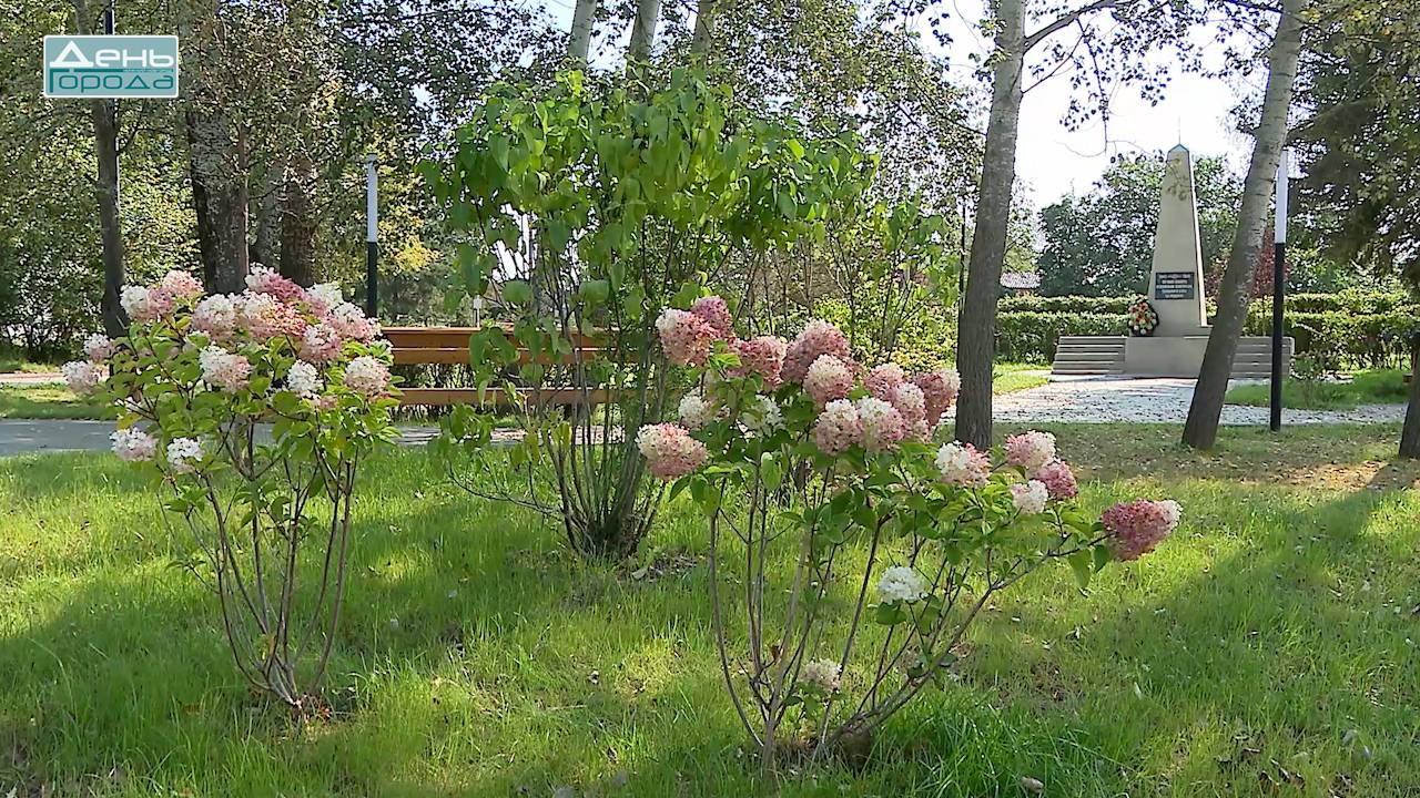 Два сквера, благоустроенных по проекту «Формирование комфортной городской среды», открылись в Автоза смотреть онлайн