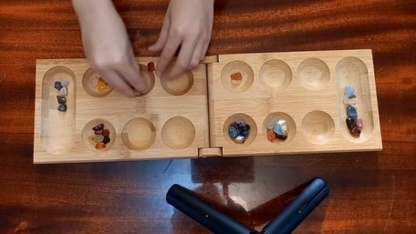 Играем в калах и объясняем правила