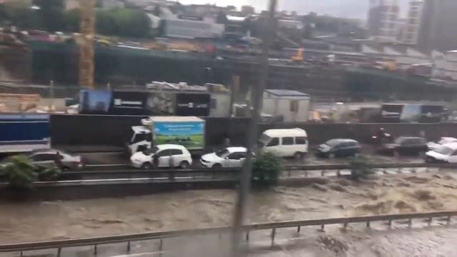 Ливни. Турция смотреть онлайн