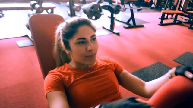 D.M.G. - Путь к совершенству. Жим ногами. Юлия Хозяшева смотреть онлайн