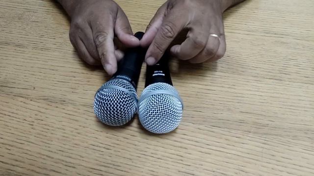 Microphone Shure SM58  X Shure SV100 Comparativo