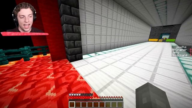 Minecraft But it is Squid Game! смотреть онлайн