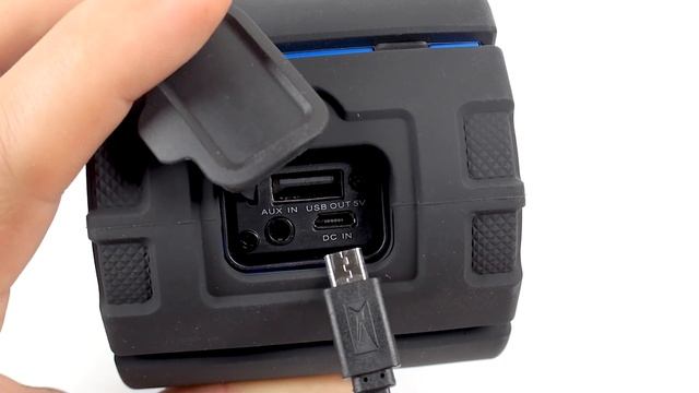 Using the IMW581 BoomJacket Jolt Bluetooth Speaker Part 1 - UNBOXING Qi Charging and Buttons смотреть онлайн