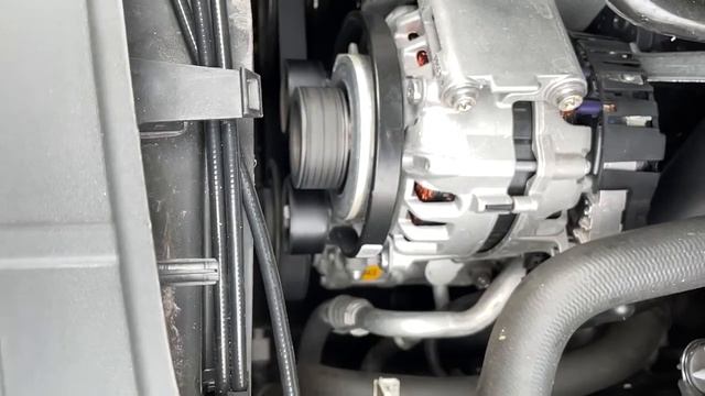 Generator Audi A4 B9 1.9 Benziner 190PS Bj 2018 смотреть онлайн