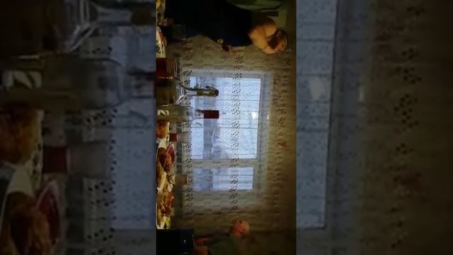 Мой любимый муж танцует со свекром смотреть онлайн