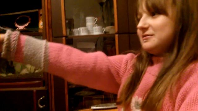 Девочка ест сметану смотреть онлайн