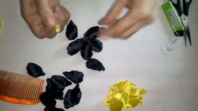DIY Kanzashi.Канзаши мастер класс.Гребень. смотреть онлайн