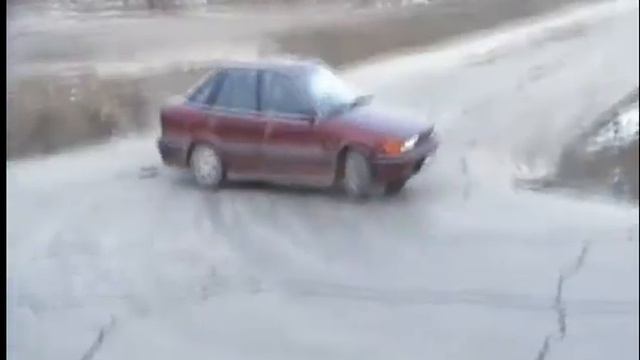 Lancer 1.5 Sliding смотреть онлайн