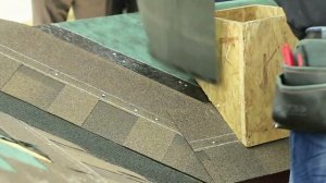 Битумная черепица. Монтаж вокруг дымохода