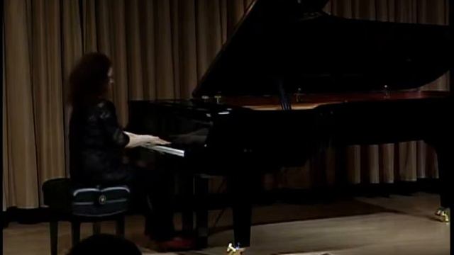 Gila Goldstein plays Liszt Sonetto del Petrarca 47 смотреть онлайн