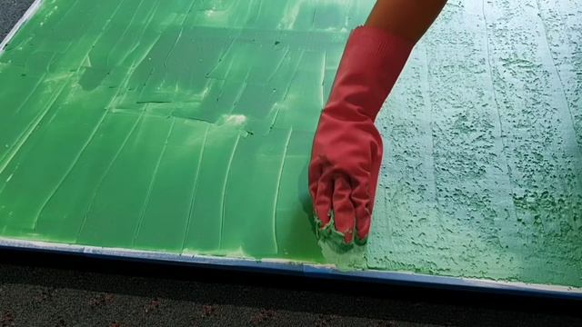 DIY Textured Art On Photo Frame Using Stud Adhesive