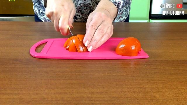Такое МЯСО можно подать и на ужин и на праздничный стол. Готовлю сразу и мясо и гарнир смотреть онлайн