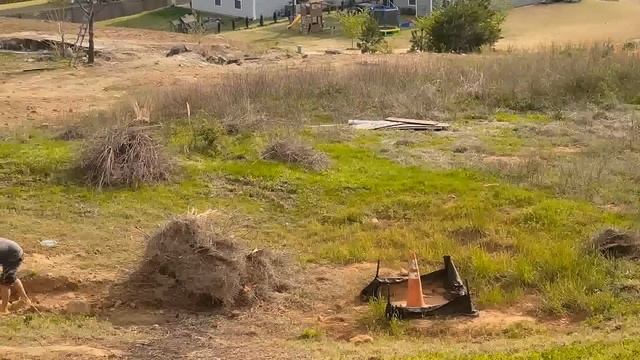 США/Обустраиваем наш участок/Купили огромный батут/Хорошо, что соседи не вызвали пожарную машину смотреть онлайн