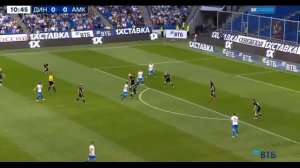 Александр Овечкин на футбольном поле...