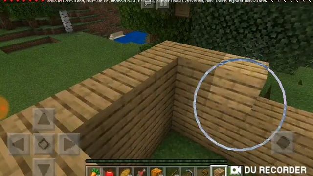 Играю в маенкрафт (у меня самая новая версия,пока что =-=) смотреть онлайн