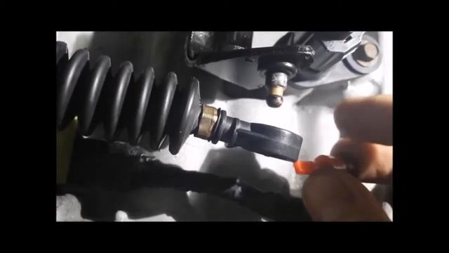 The easiest way to fix or repair your Mazda Tribute shift lever! Kit includes replacement bushing. смотреть онлайн
