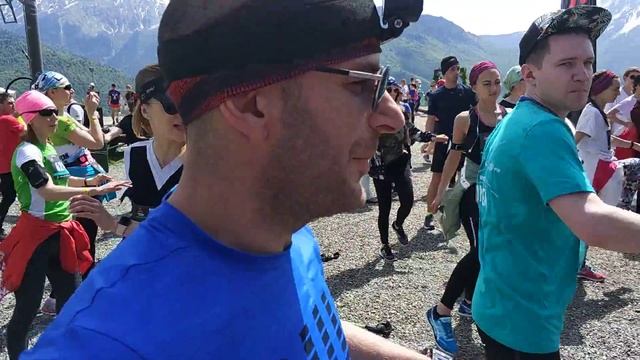 Rosa run разминка перед забегом на Роза Пик смотреть онлайн