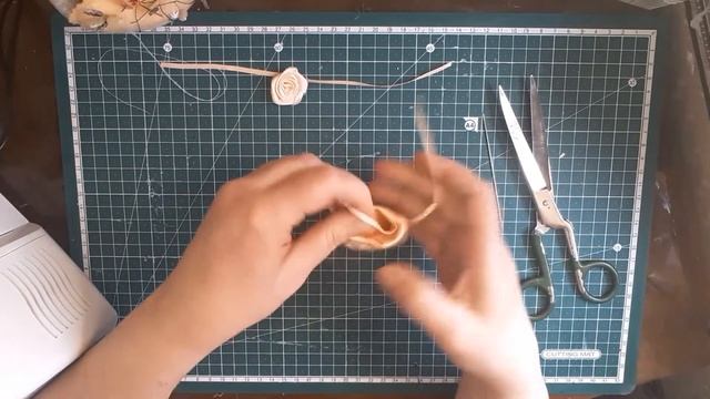 Стильная кружевная сумочка для текстильной куклы.Маленький МК. смотреть онлайн