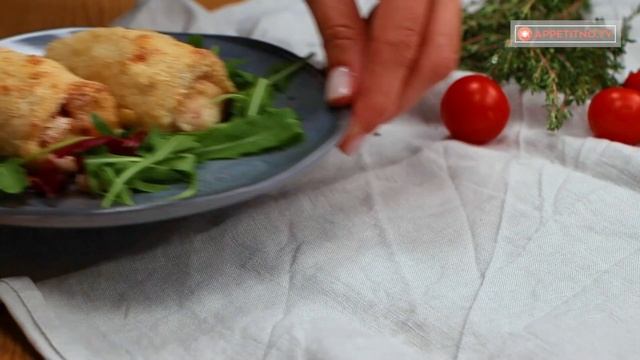 1, 2, 3 и ужин готов - обалденные куриные рулетики с кабачковой начинкой| Appetitno.TV смотреть онлайн