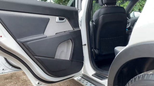 Kia Sportage 1.7 CRDi Alpine Edition 5dr смотреть онлайн