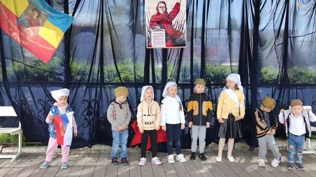 С Днём Победы!
Праздник в дошкольной группе проекта "Учебный театр "Воскресение" - мы разные" смотреть онлайн