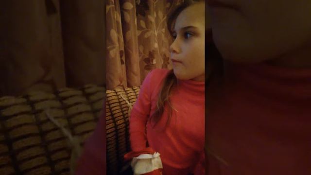 Гномик принес Веронике сок Ледниковый период. Апельсин и Ананас. День девятый смотреть онлайн