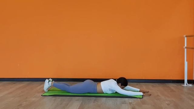 Лодочка с разноименной ногой-рукой смотреть онлайн