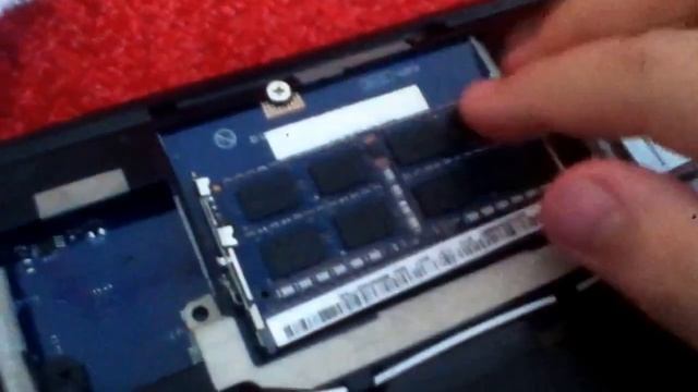 Как убрать черный экран на ноутбуке|Tutorial by Phoenix смотреть онлайн