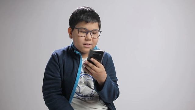 #выучизаминуту Абай "Әсемпаз болма әрнеге" смотреть онлайн