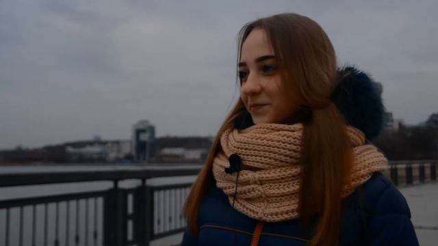 Социальный опрос на темму : Какой фильм вы смотрели последний раз? Понравился ли он Вам? И почему? смотреть онлайн