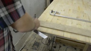 Циркулярная пила. Как пилить листовые материалы без направляющей шины.