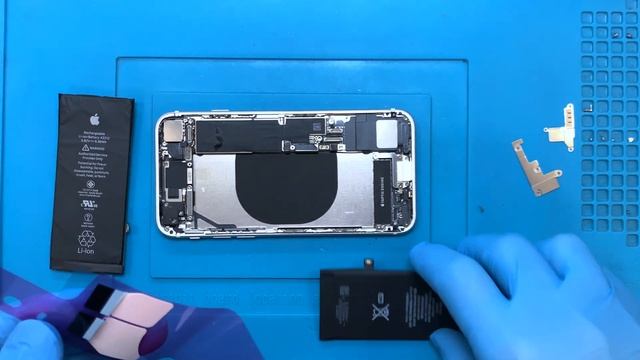 Apple iPhone SE 2 Generation Battery Replacement #repair #apple #se2020 смотреть онлайн